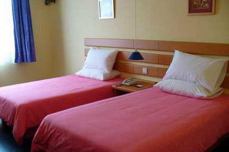 Home Inn Tianjin Weijin Road Tianjin University Екстериор снимка