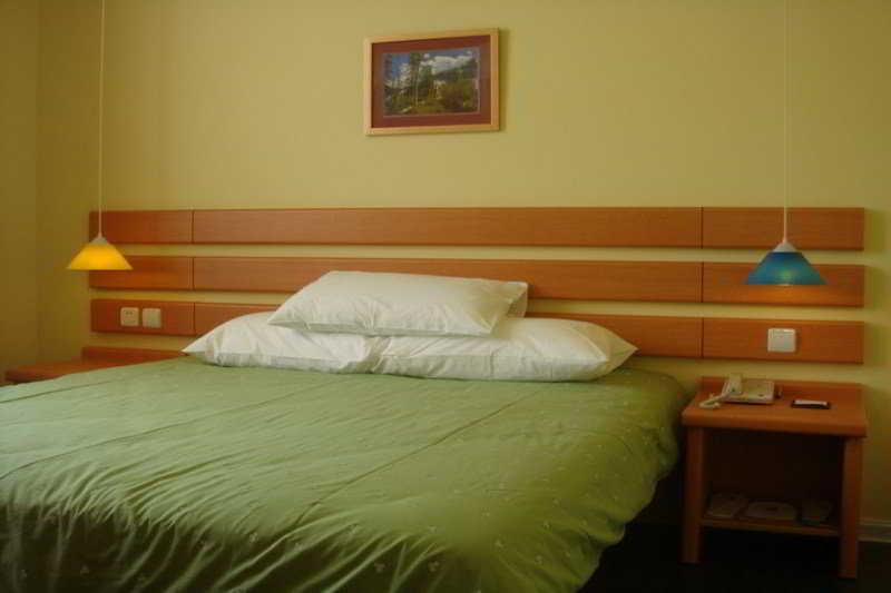 Home Inn Tianjin Weijin Road Tianjin University Екстериор снимка